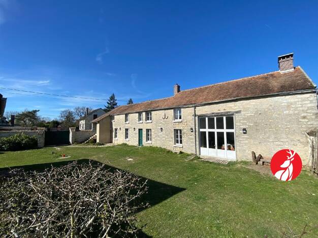 Maison à vendre 787 500 € 10 pièces 7 chambres 201 m² 11 560 m² de terrain Fontainebleau 77300