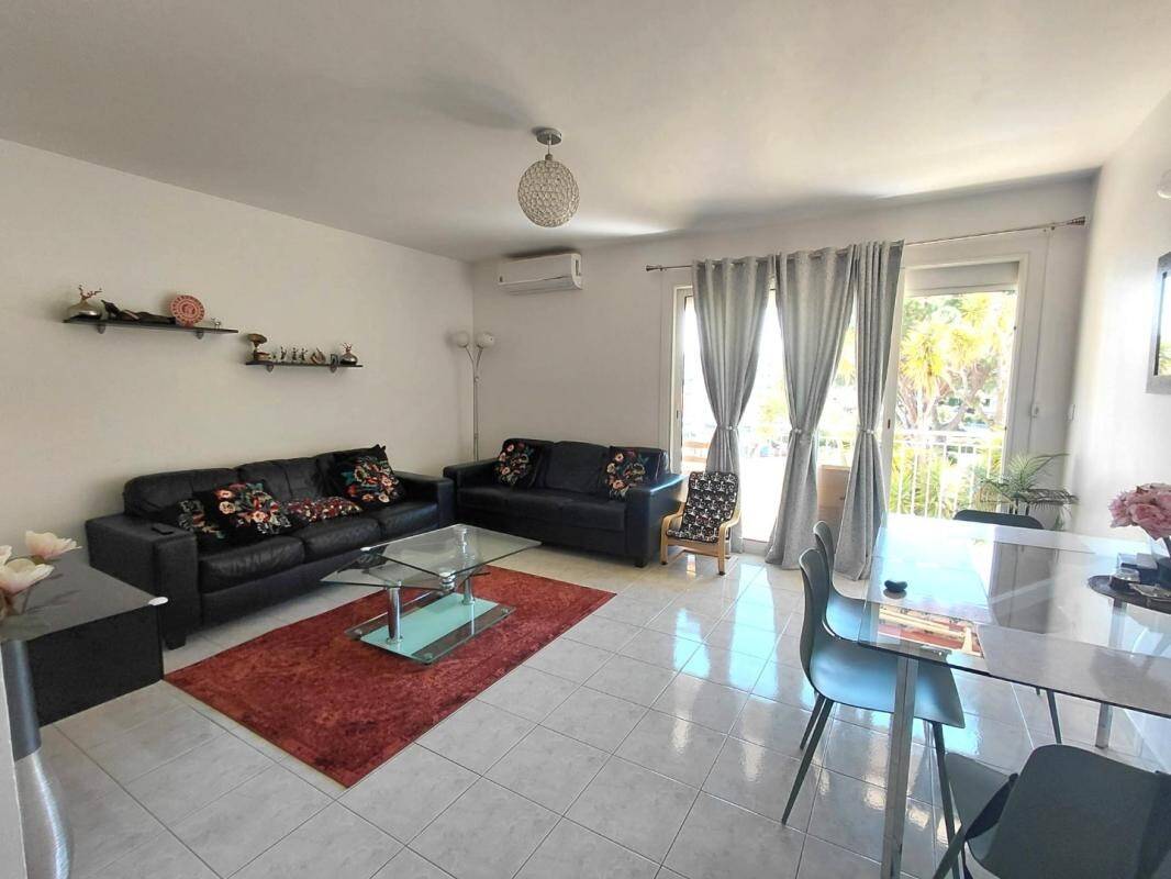Maison à louer, 81m², ANTIBES
