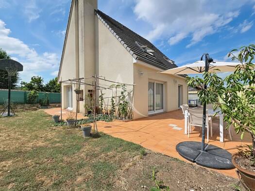 Maison à vendre 330 000 € 5 pièces 4 chambres 141 m² 480 m² de terrain Cote de la Justice-Saint Lubin Louviers 27400