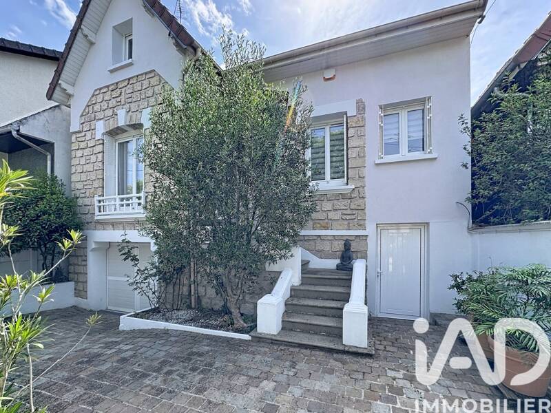 Maison à vendre, 170m², SAINT MAUR DES FOSSES