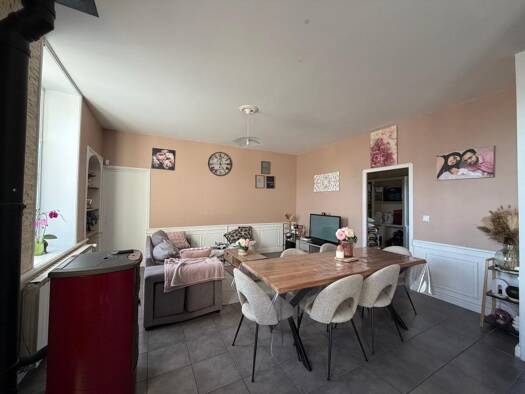 Maison à vendre 149 900 € 5 pièces 4 chambres 130 m² 665 m² de terrain Le Breuil 71670