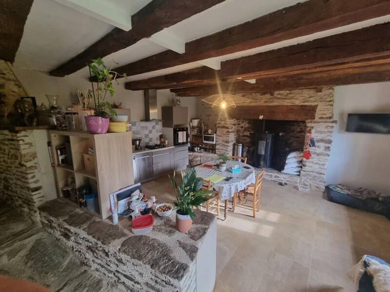 Maison à vendre, 136m², SEGUR LE CHATEAU