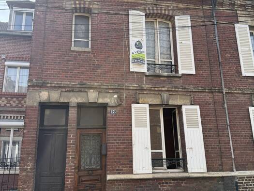 Maison de ville à vendre 219 000 € 4 pièces 2 chambres 74,5 m² 87 m² de terrain Compiègne 60200