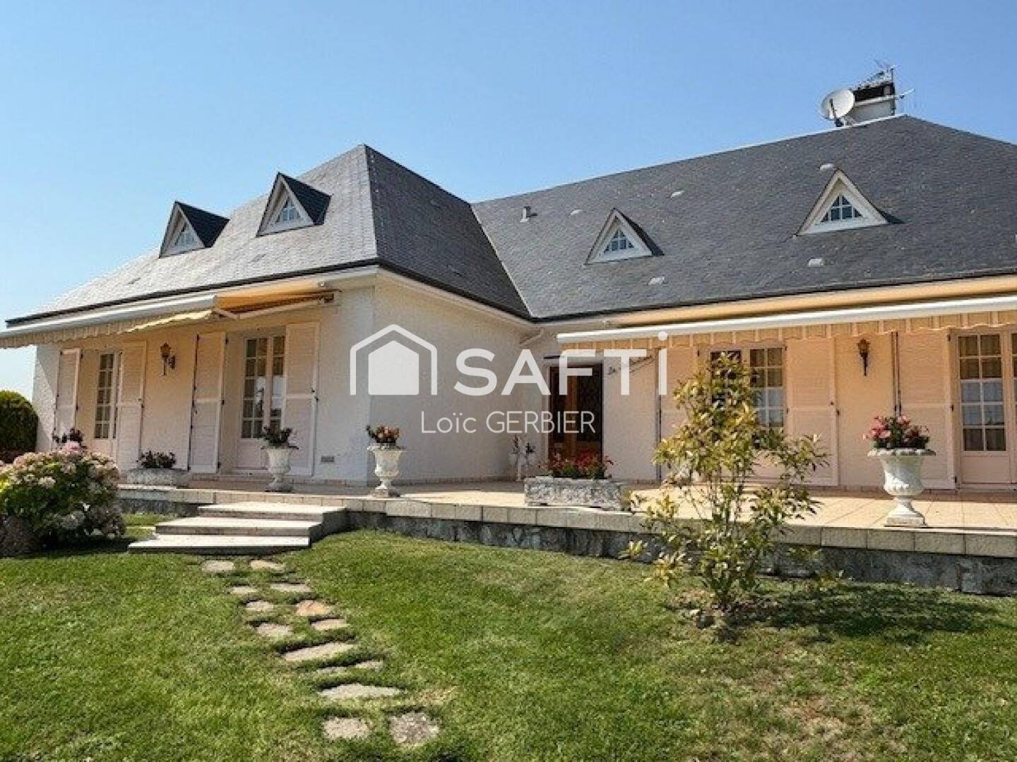 Maison à vendre, 360m², MONTOIRE SUR LE LOIR