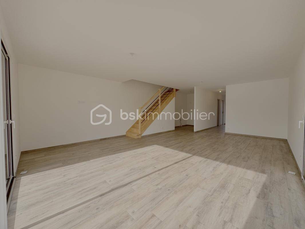 Maison à vendre, 122m², HAUTEVILLE SUR FIER