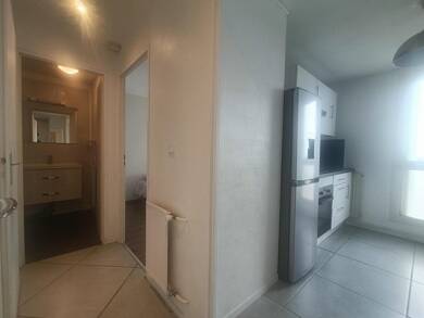 Appartement à louer 650 € 2 pièces 1 chambre 46,6 m² Dernier étage, Étage 5/5 Perget Monturon Colomiers 31770