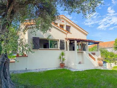 Maison de ville à vendre 724 000 € 4 pièces 3 chambres 165 m² 1 100 m² de terrain Cros de Cagnes-RN Cagnes-sur-Mer 06800