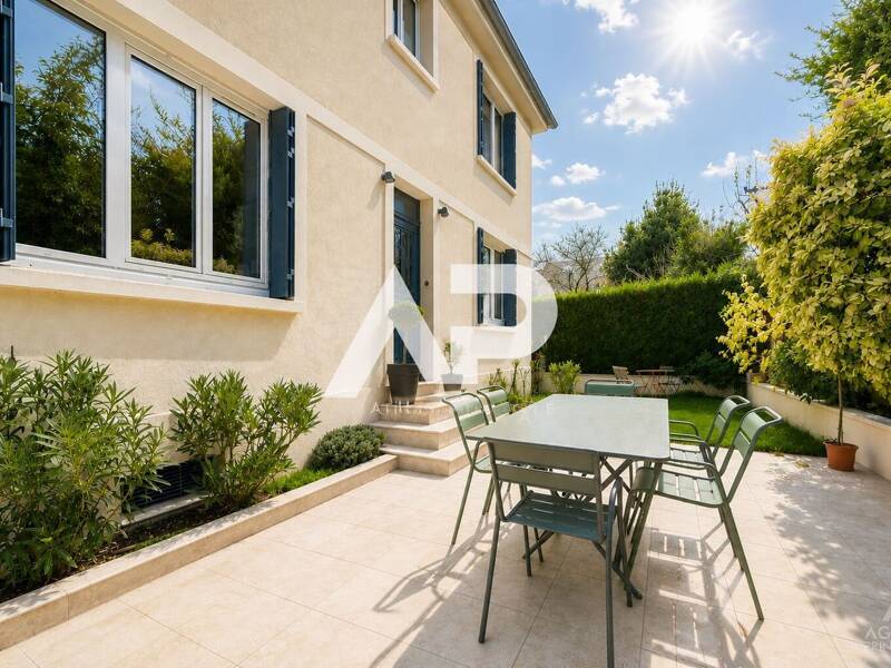 Maison à vendre, 206m², RUEIL MALMAISON