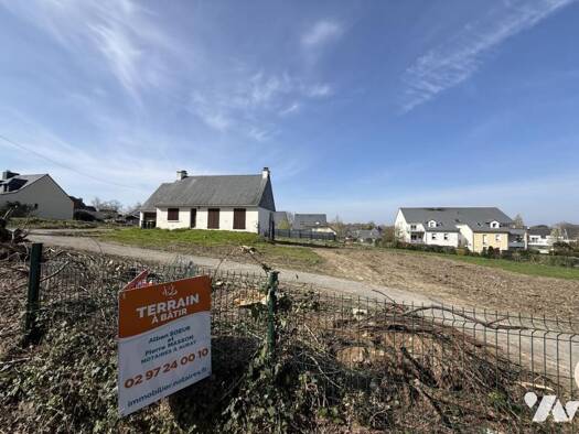 Terrain constructible à vendre 815 000 € 3 550 m² de terrain Auray 56400