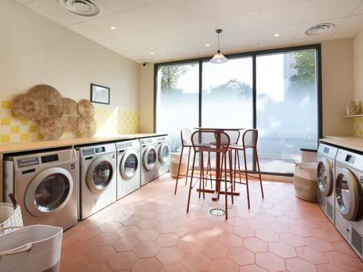 Appartement à louer - logement étudiant 456 € 1 pièce 20 m² Solazur Tarbes 65000