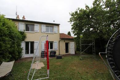 Maison à vendre 189 000 € 4 pièces 3 chambres 101 m² 374 m² de terrain Niort 79000