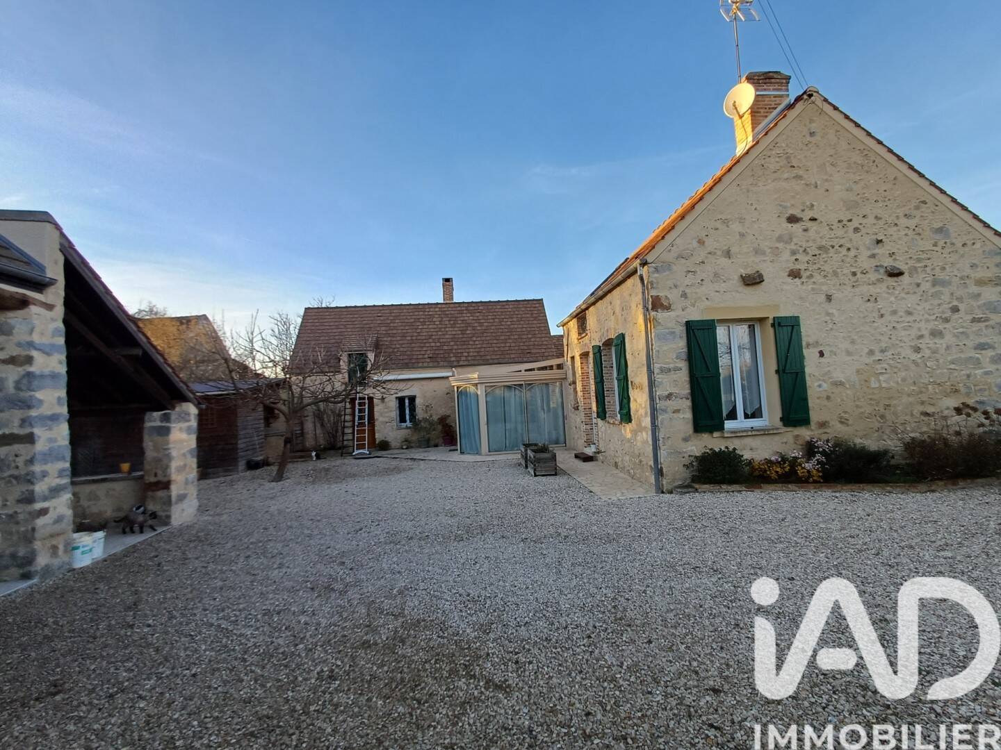 Maison à vendre, 134m², VILLENEUVE LA GUYARD