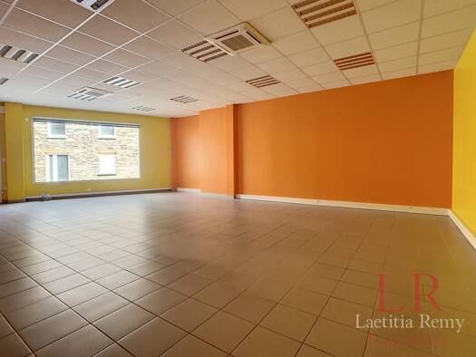 Local commercial à louer 500 € 73,5 m² de surface de vente Baulon 35580