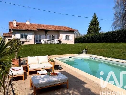Maison de plain-pied à vendre 259 900 € 4 pièces 3 chambres 127 m² 3 275 m² de terrain Laguian-Mazous 32170