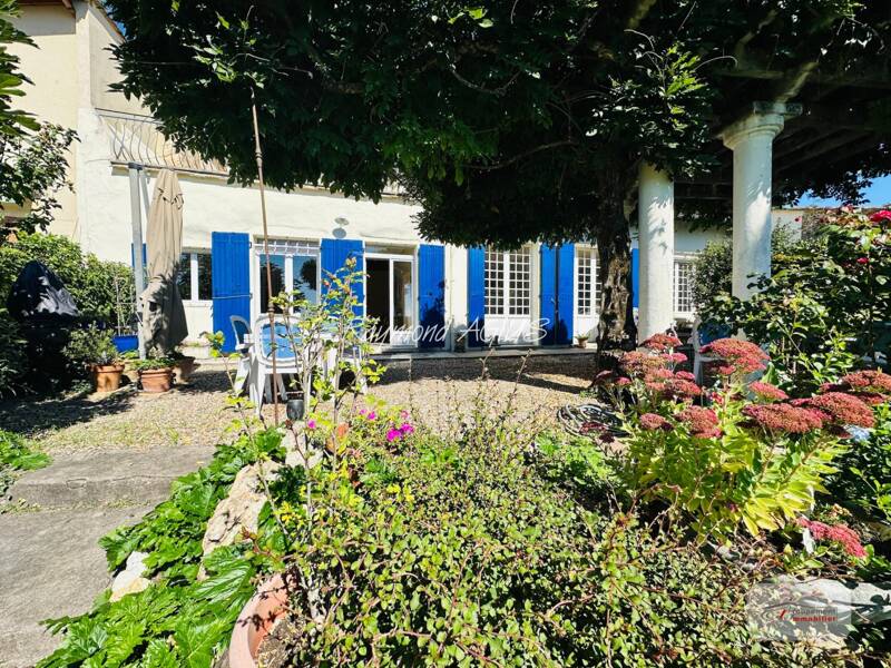 Maison à vendre, 276m², LAMOTHE MONTRAVEL
