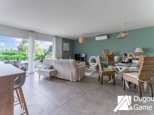 Maison de plain-pied à vendre - Neuf 249 000 € 4 pièces 3 chambres 89 m² 552 m² de terrain Saint Vincent de Boisset 42120