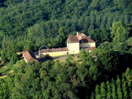 Château à vendre 2 270 000 € 33 pièces 25 chambres 1 540 m² 60 000 m² de terrain Vic-Fezensac 32190