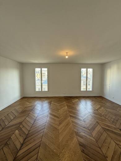 Duplex à vendre 892 500 € 3 pièces 2 chambres 76 m² Cambronne-Garibaldi Paris 15ème 75015