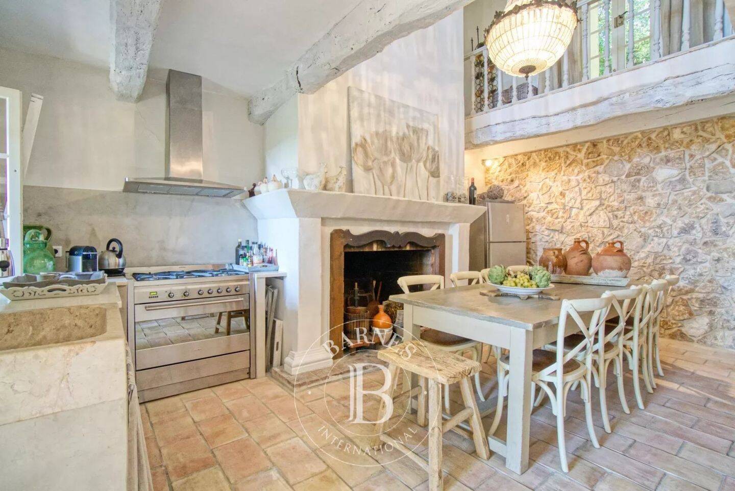 Maison à vendre, 550m², CHATEAUNEUF DE GRASSE