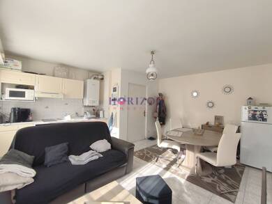 Duplex à vendre 130 000 € 2 pièces 1 chambre 31 m² Étage 1/2 Beaumont sur Oise 95260