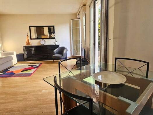 Appartement à vendre 210 000 € 1 pièce 35 m² RDC/3 La Mairie Saint-Gratien 95210