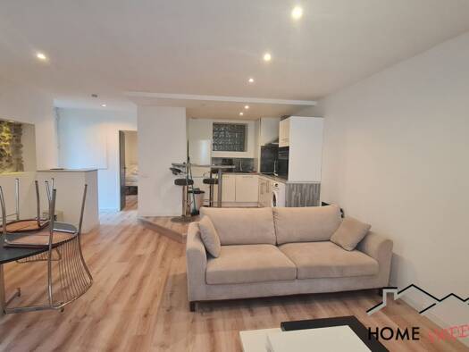 Appartement à louer 580 € 2 pièces 1 chambre 51 m² RDC/2 Bizanos 64320