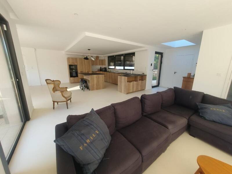 Maison à louer, 234m², SAINT DIDIER AU MONT D'OR