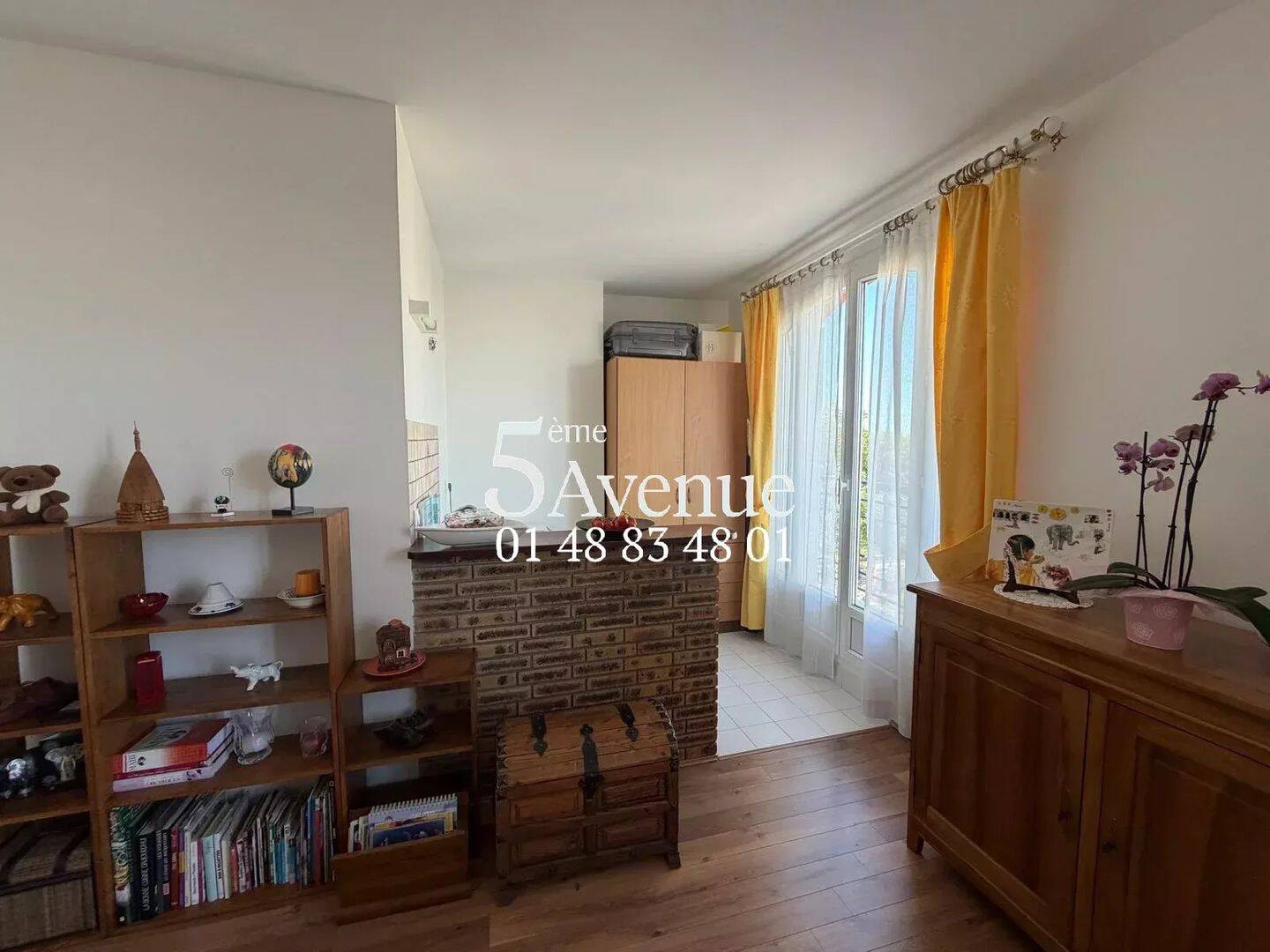 Maison à vendre, 28m², SAINT MAUR DES FOSSES