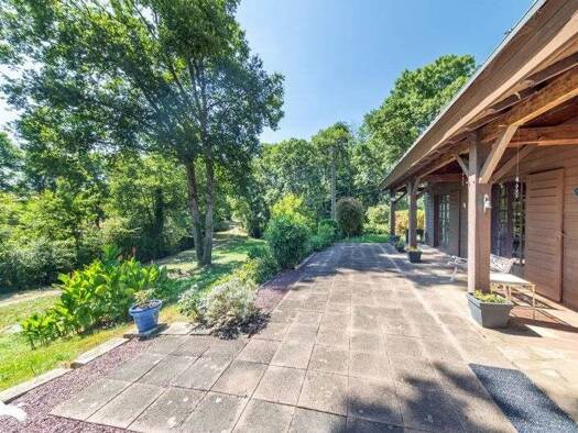 Maison à vendre 317 700 € 5 pièces 3 chambres 173 m² 20 555 m² de terrain La Ferriere 85280