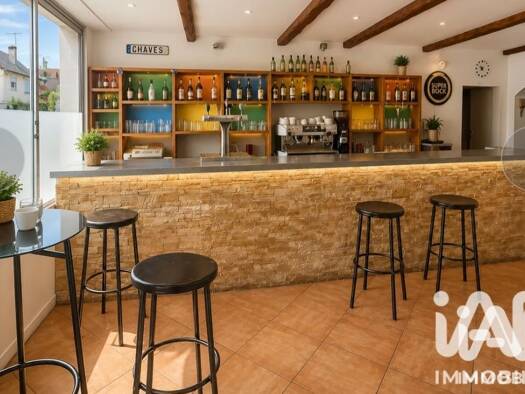 Local commercial à vendre 67 200 € 162,06 m² de surface de vente La Croix Blanche-Les Richebourgs Sartrouville 78500