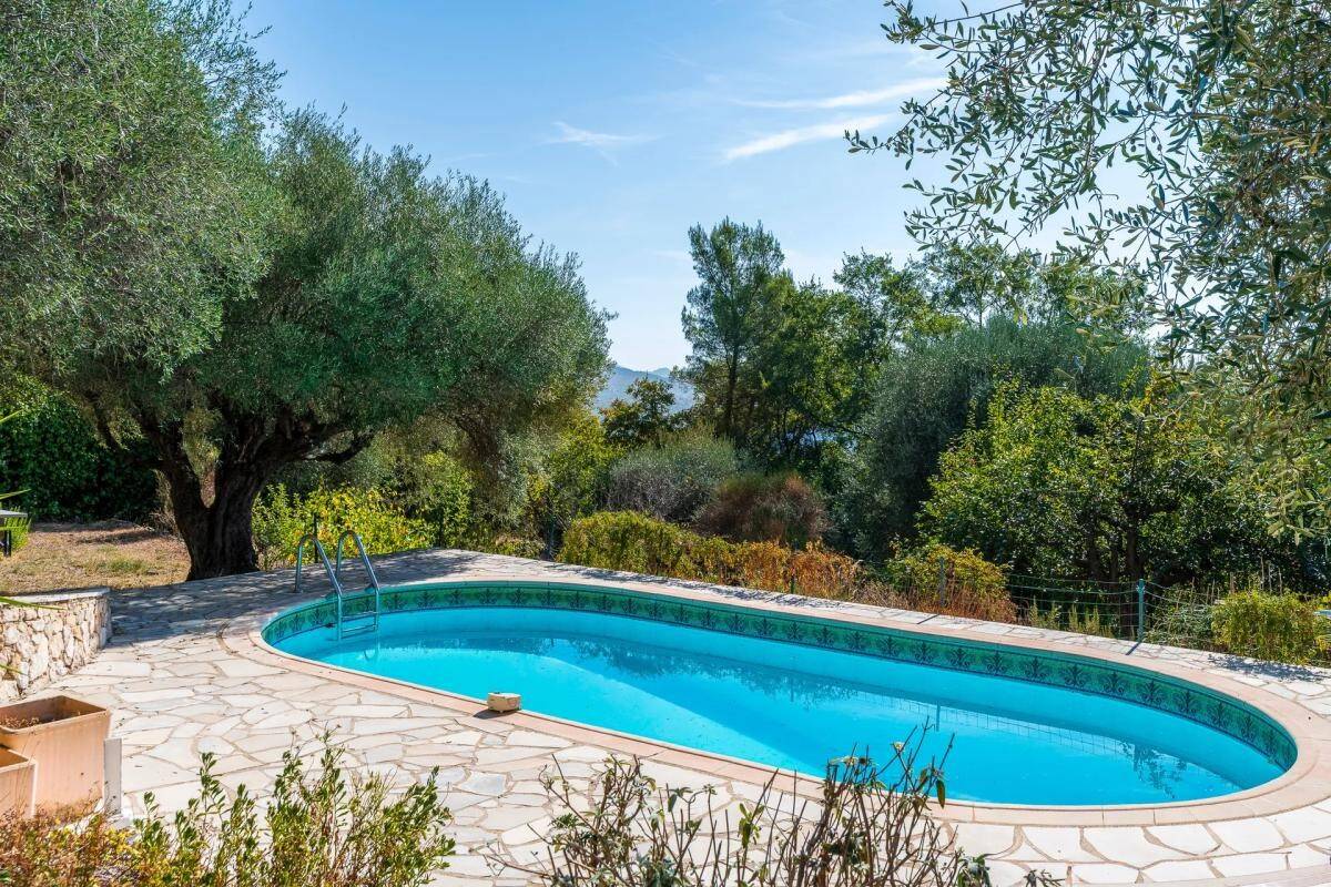 Maison à vendre, 233m², GATTIERES