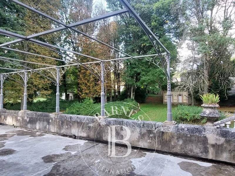 Maison à vendre, 300m², LA CAVALERIE