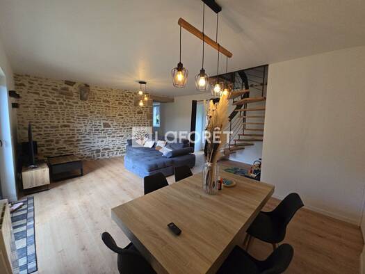 Maison à vendre 378 900 € 8 pièces 4 chambres 232 m² 8 568 m² de terrain Subligny 50870