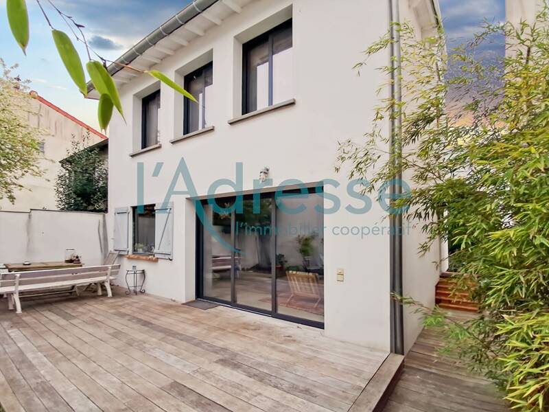 Maison à vendre, 145m², SURESNES