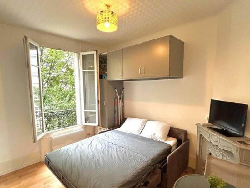 Maison à louer, 17m², PARIS 18E