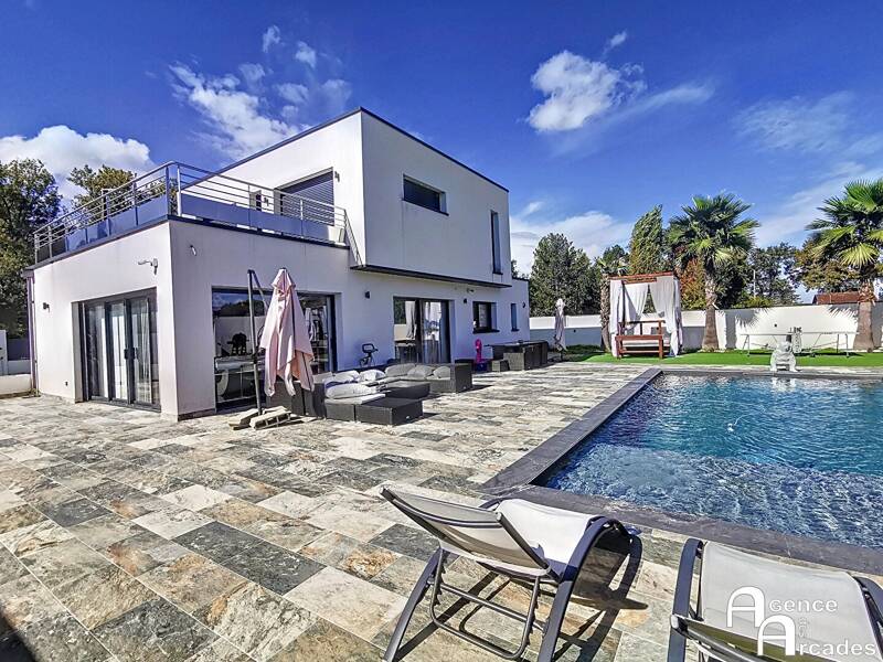 Maison à vendre, 138m², SAINT SULPICE ET CAMEYRAC