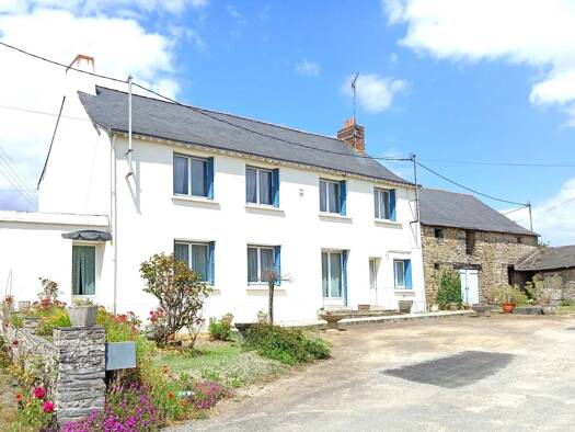 Maison à vendre 177 000 € 6 pièces 4 chambres 167 m² 1 210 m² de terrain Pannecé 44440