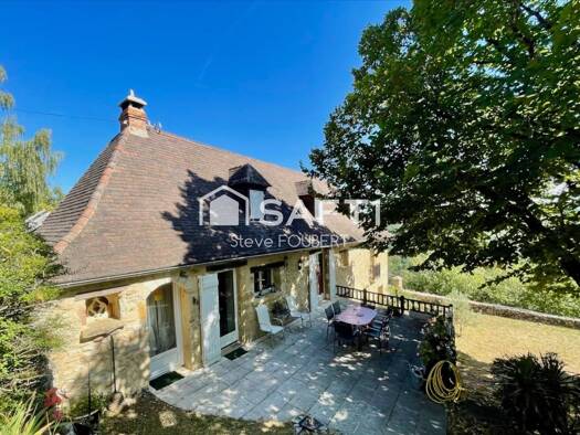 Maison à vendre 449 500 € 6 pièces 4 chambres 154 m² 10 200 m² de terrain Plazac 24580