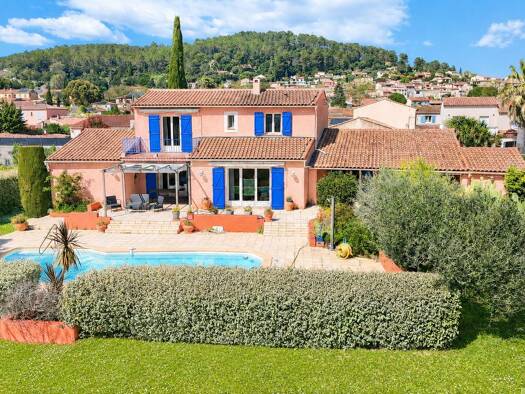 Villa à vendre 548 000 € 6 pièces 4 chambres 195 m² 1 733 m² de terrain Carnoules 83660