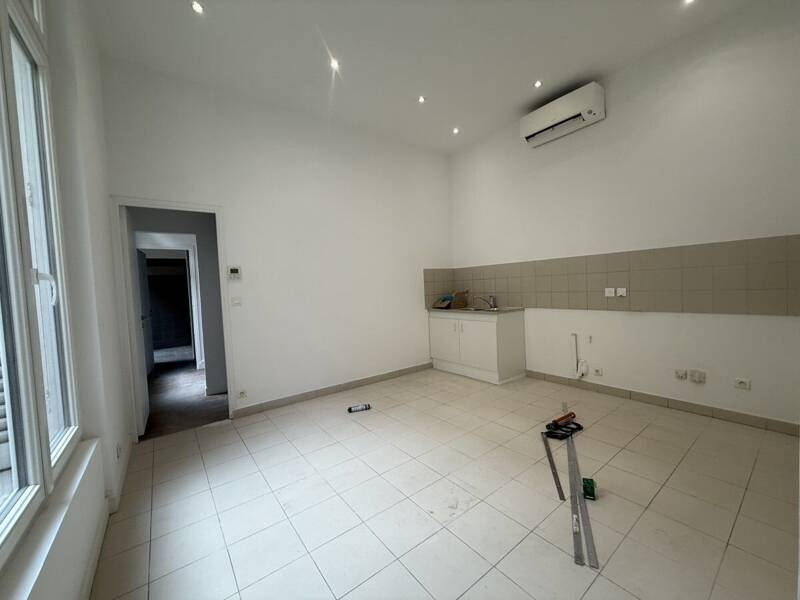 Maison à louer, 65m², PARIS 8E