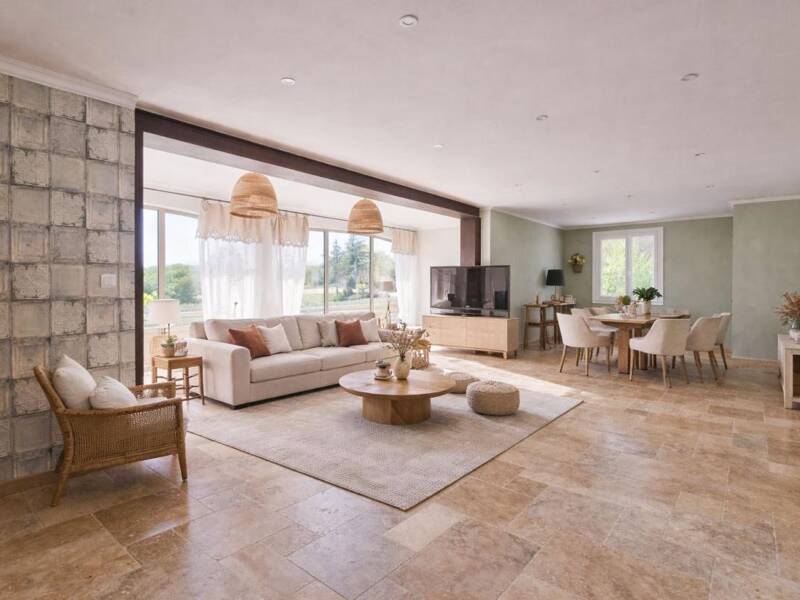 Maison à vendre, 224m², CHARBONNIERES LES BAINS