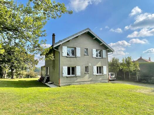 Maison à vendre 340 000 € 6 pièces 4 chambres 135 m² 1 746 m² de terrain Culin 38300