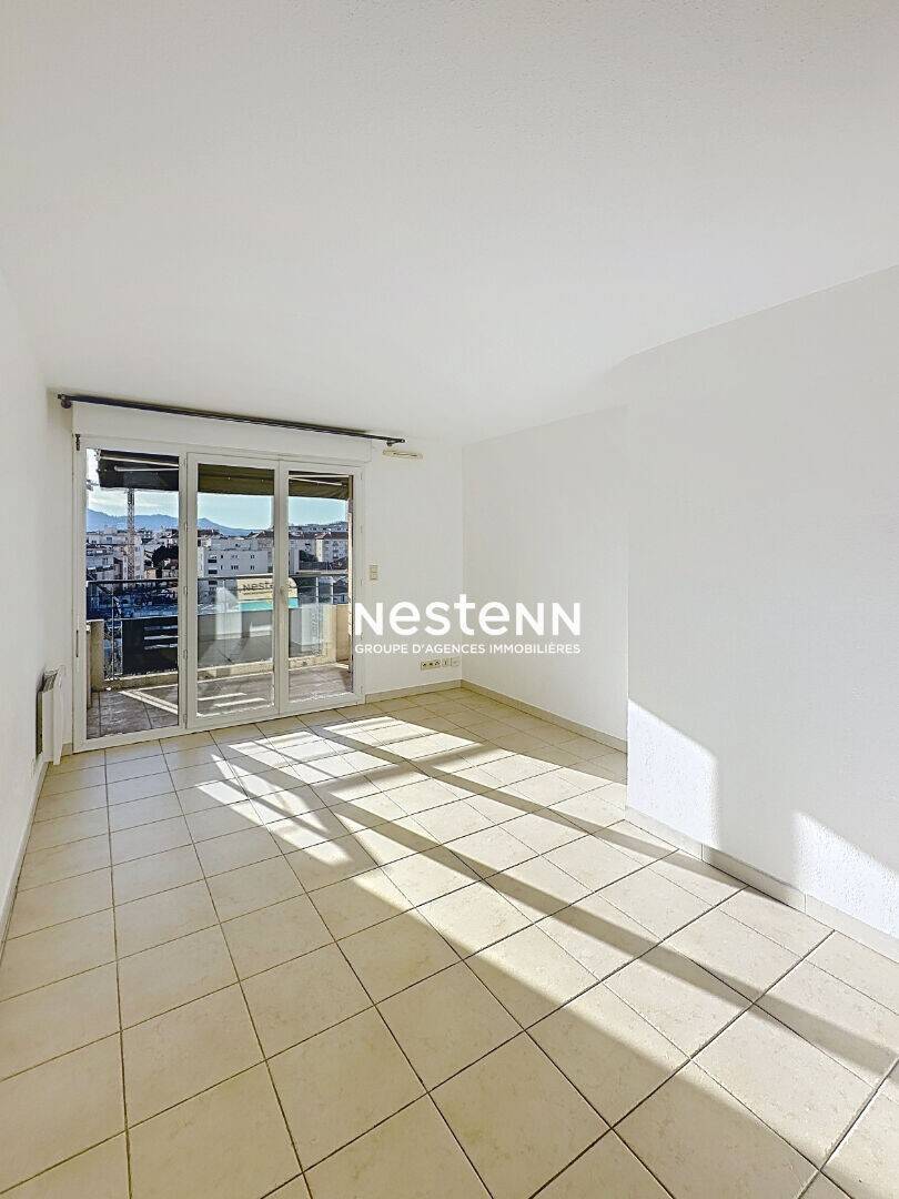Maison à louer, 40m², CANNES