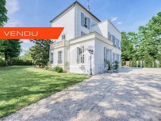 Maison à vendre 2 600 000 € 10 pièces 6 chambres 355 m² 1 809 m² de terrain Charlemagne Maisons-Laffitte 78600