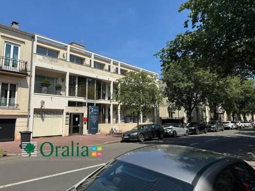 Espace bureau à louer 3 140 € 170 m² de bureaux Caudéran-Barrière Judaïque Bordeaux 33000
