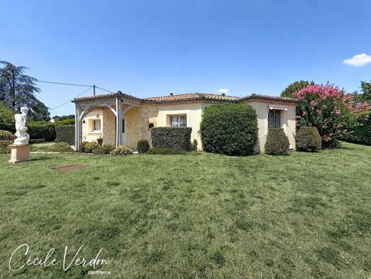 Maison à vendre 299 000 € 6 pièces 4 chambres 145 m² 2 319 m² de terrain Pécharmant Bergerac 24100