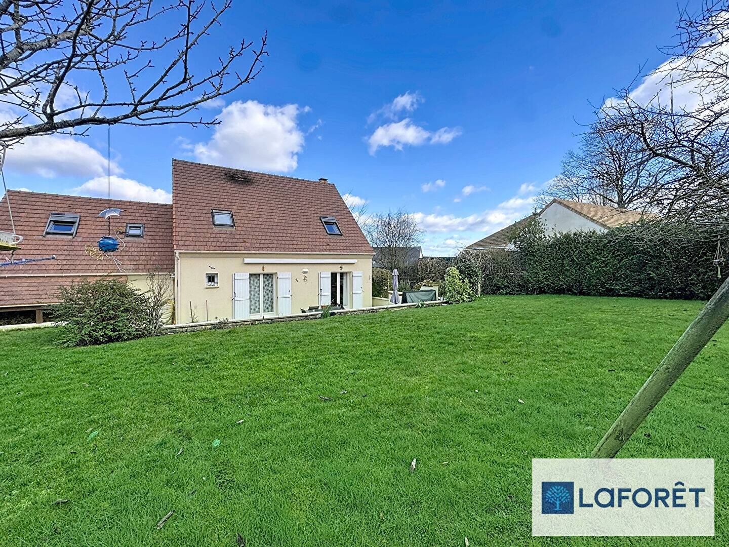 Maison à vendre, 127m², NEAUPHLE LE CHATEAU