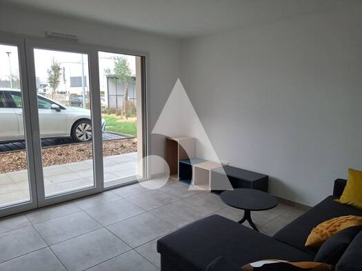 Appartement à vendre 246 000 € 3 pièces 2 chambres 63 m² RDC/3 Verrières-en-Anjou 49480