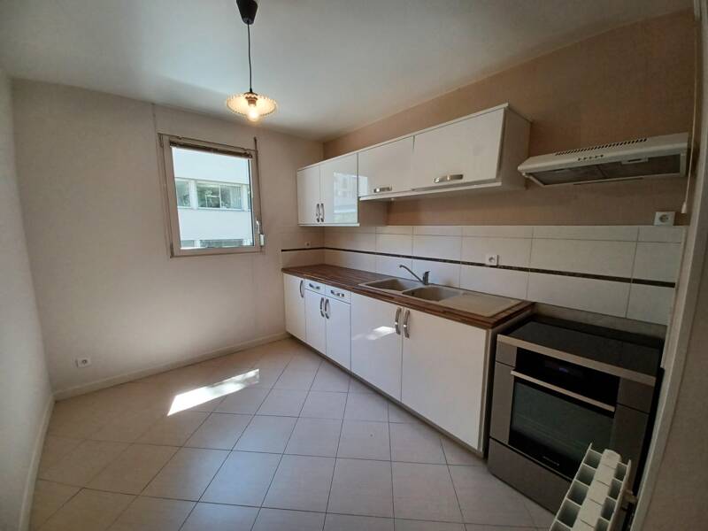 Maison à louer, 91m², AURILLAC