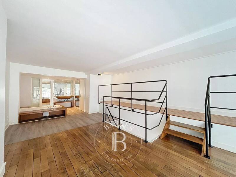 Maison à louer, 112m², PARIS 17E